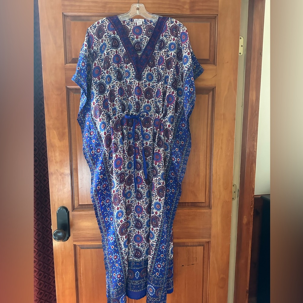 Ladies Kaftan/Maxi Dress
